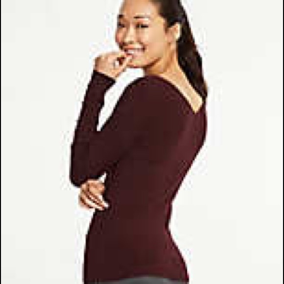 NWT Ann Taylor v-neck pearl cuffed sweater - Picture 3 of 3